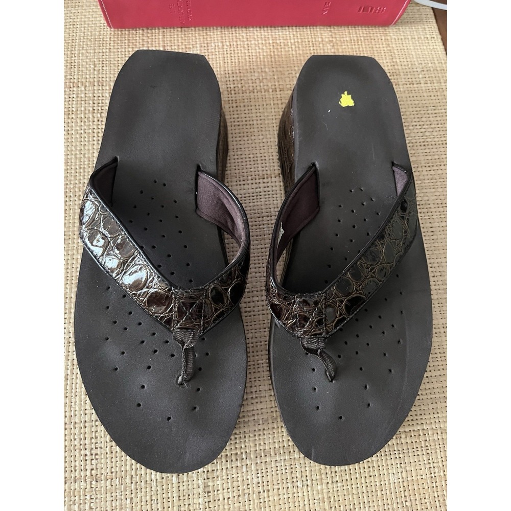 Volatile Women's Sz 9 Brown Platform Wedge Flip Flop Thong Sandals